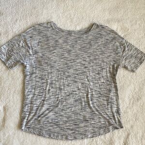 Women’s Lululemon high low t shirt - 6
